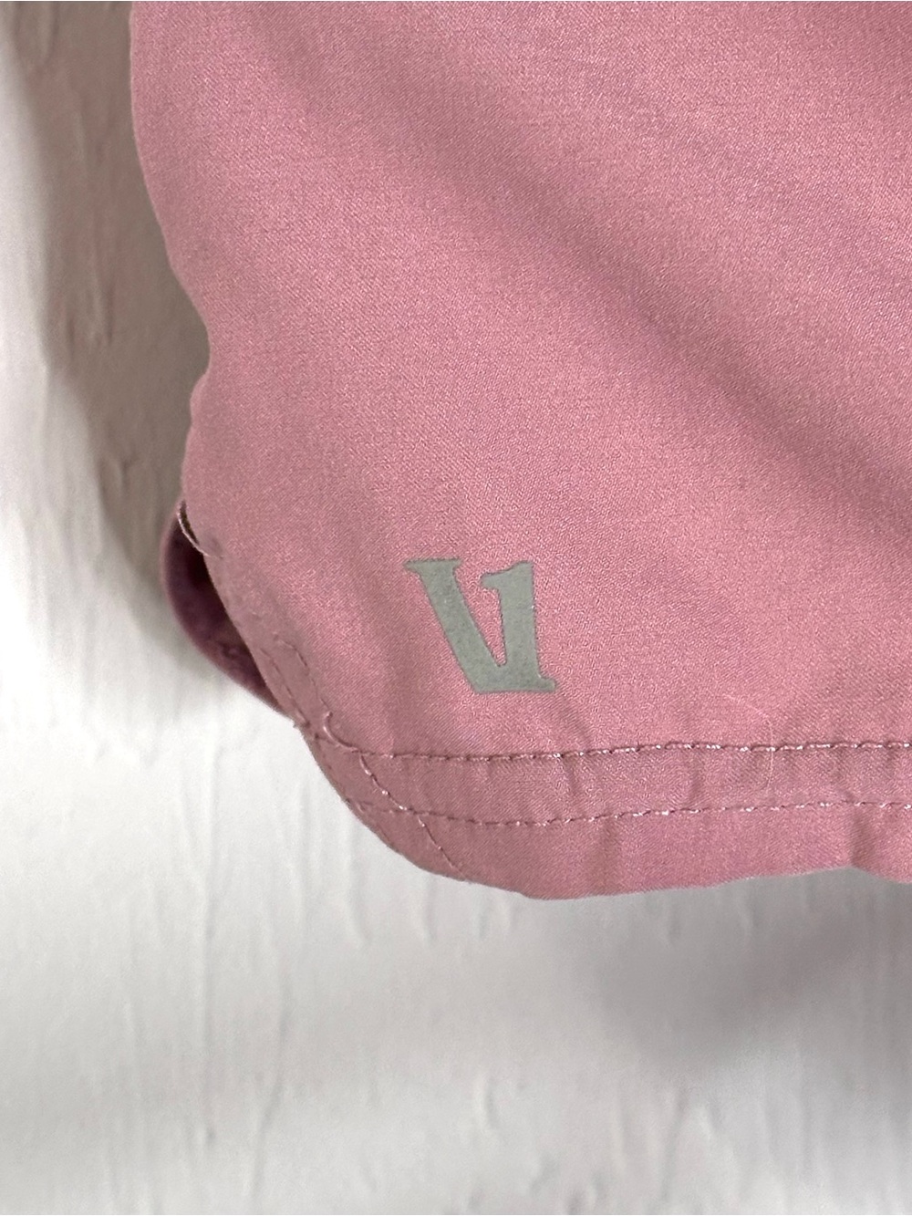 Vuori Women's Mauve Athletic Shorts XS - Picture 4 of 6